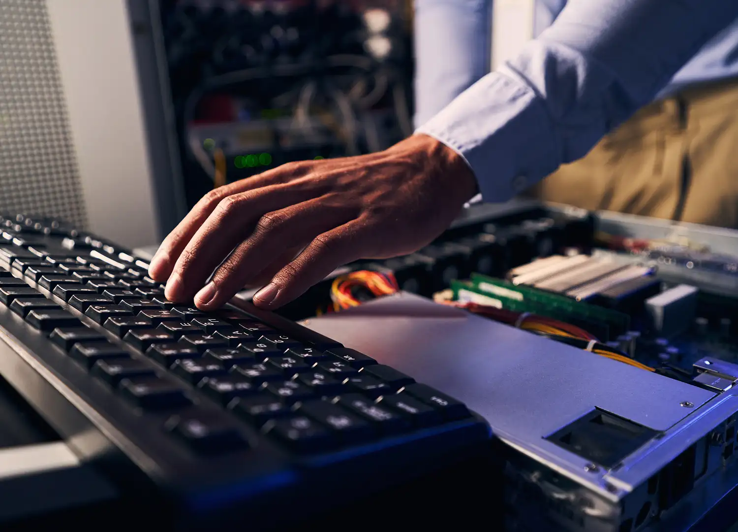 Hardware and Software Services